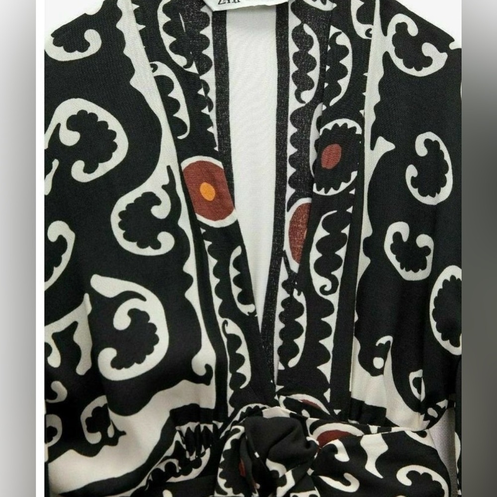 ZARA PRINTED WRAP DRESS**offers welcome** - Picture 5 of 7